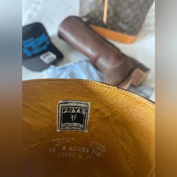 FRYE | Campus Boots 14L - Picture 8 of 8